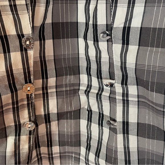 Guess Black Gray Plaid Long Sleeve Shirt Size Medium - Picture 6 of 11